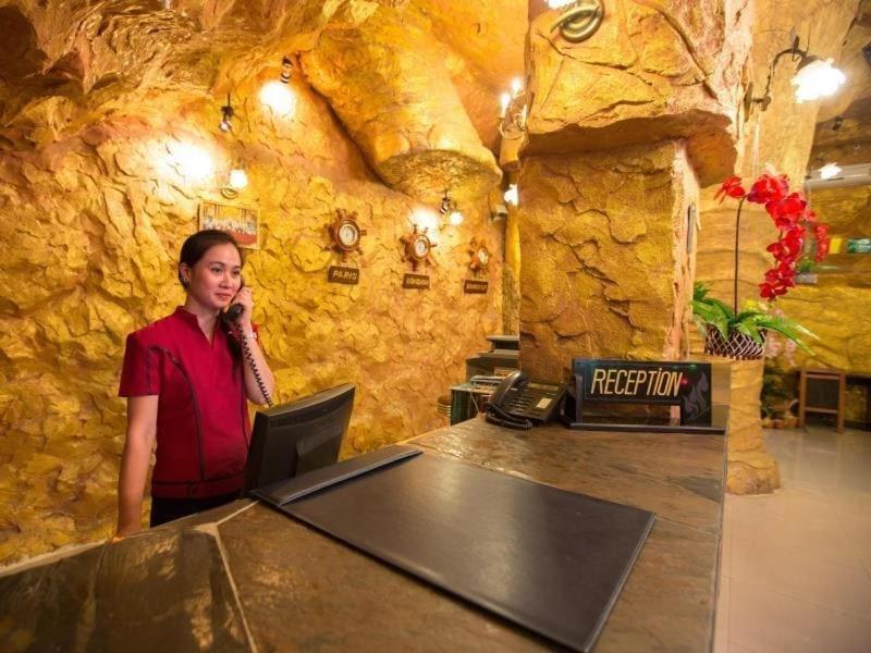 Tiger Complex By Eyg Hotel Patong Exterior photo