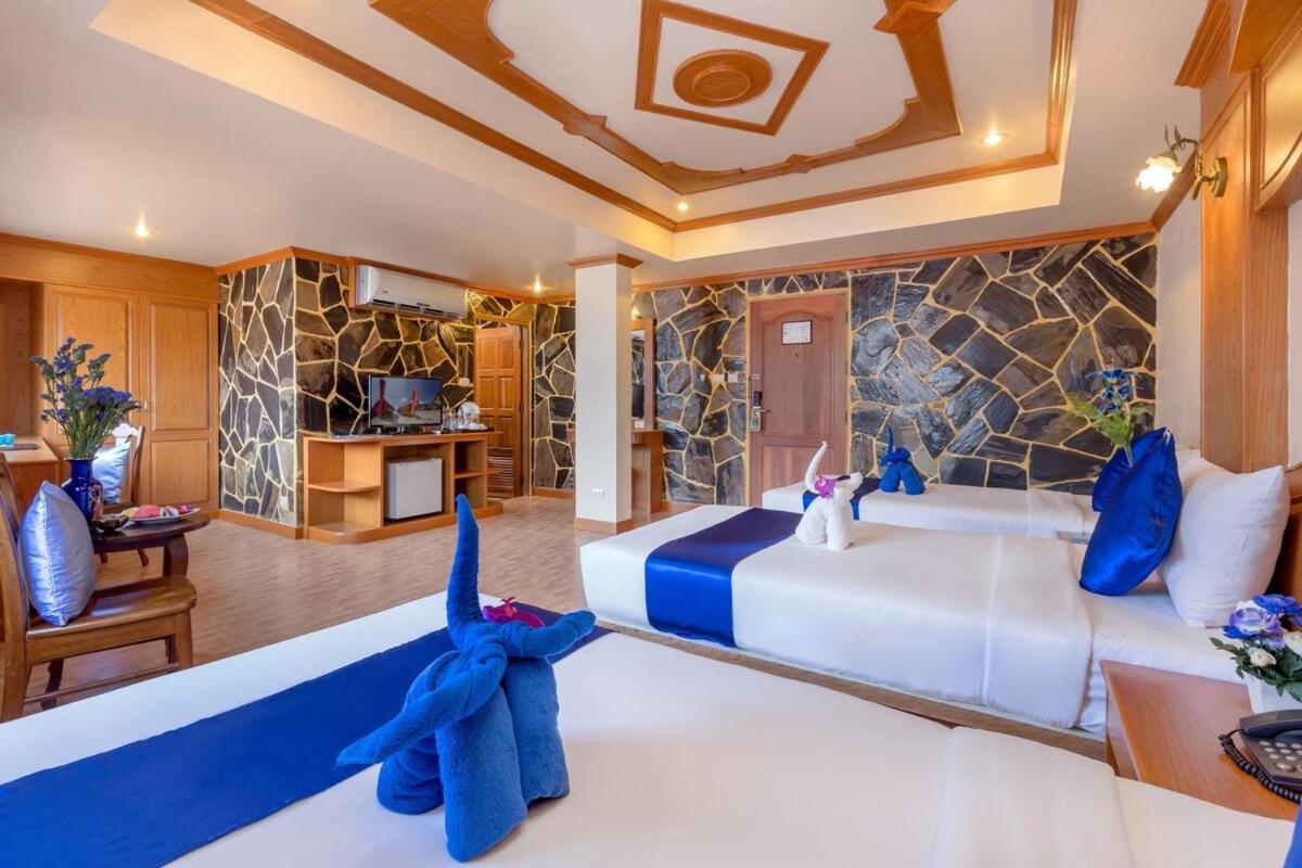 Tiger Complex By Eyg Hotel Patong Exterior photo